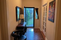 129 Athena Lane photo 4