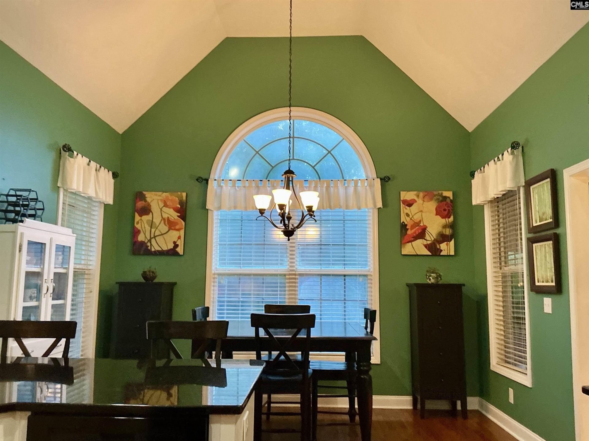 129 Athena Lane Photo 9