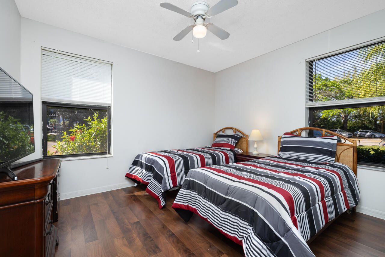 6537 SE Federal Highway, Unit 101, Stuart, FL 34997 Photo