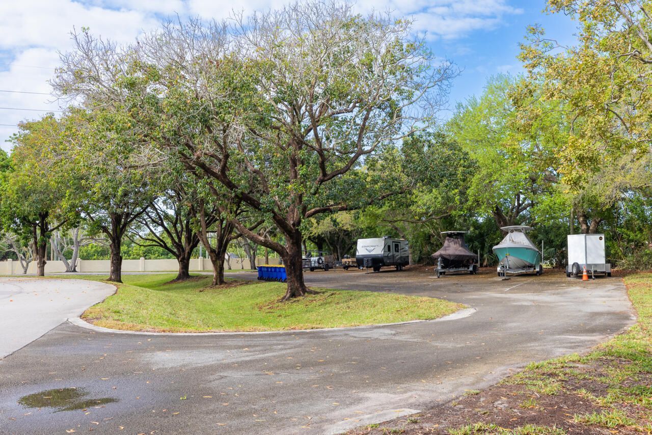 6537 SE Federal Highway, Unit 101, Stuart, FL 34997 Photo