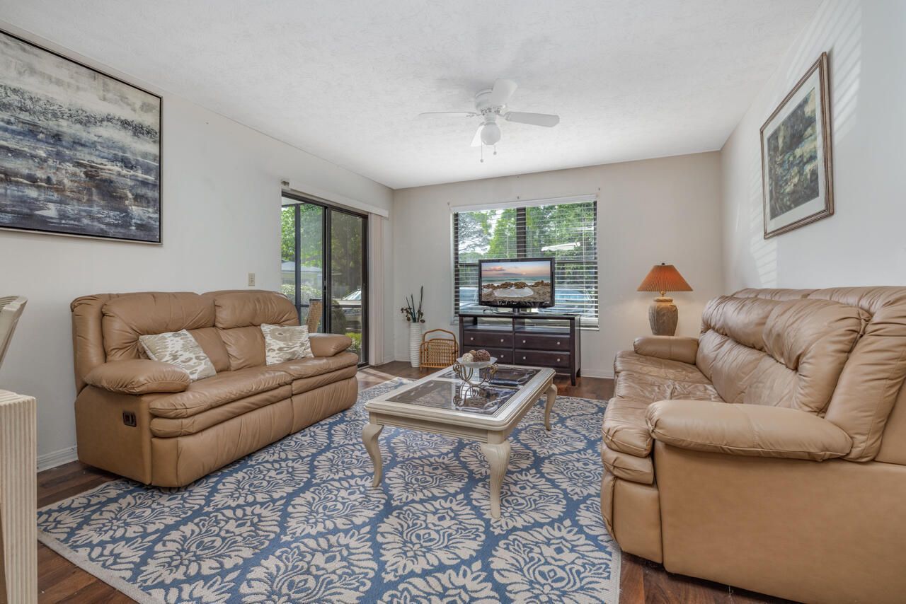 6537 SE Federal Highway, Unit 101, Stuart, FL 34997 Photo