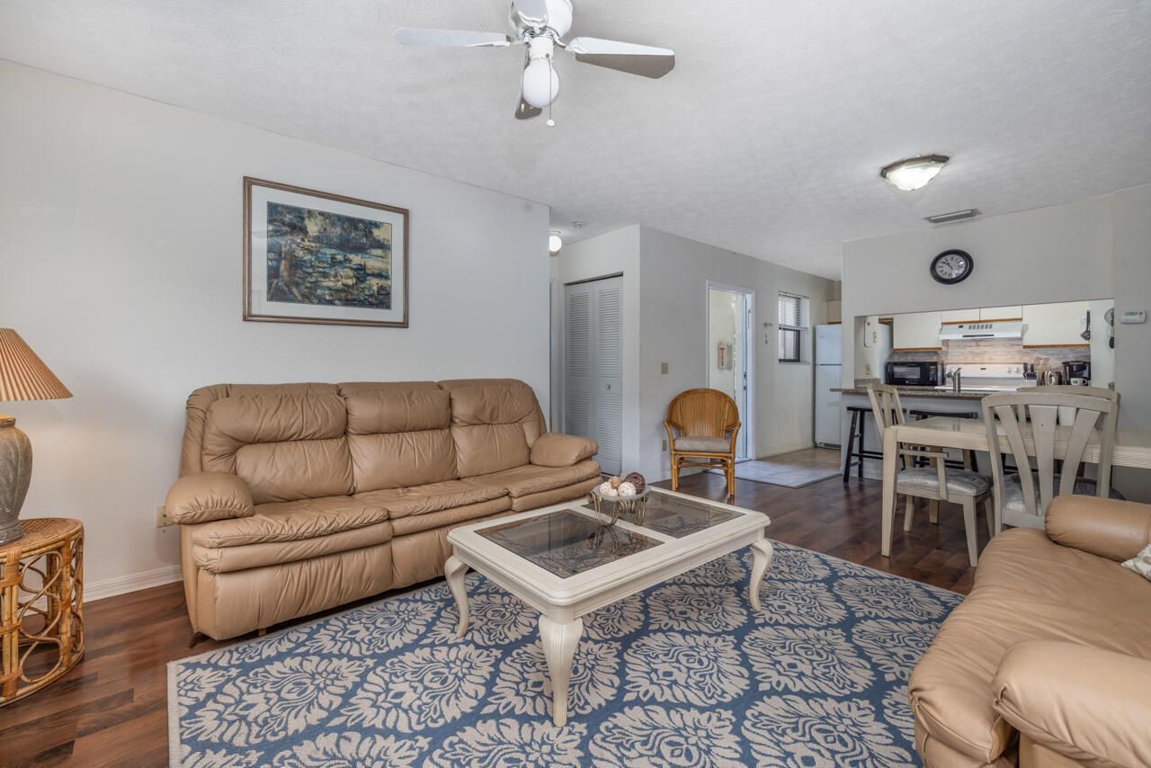 6537 SE Federal Highway, Unit 101, Stuart, FL 34997 Photo