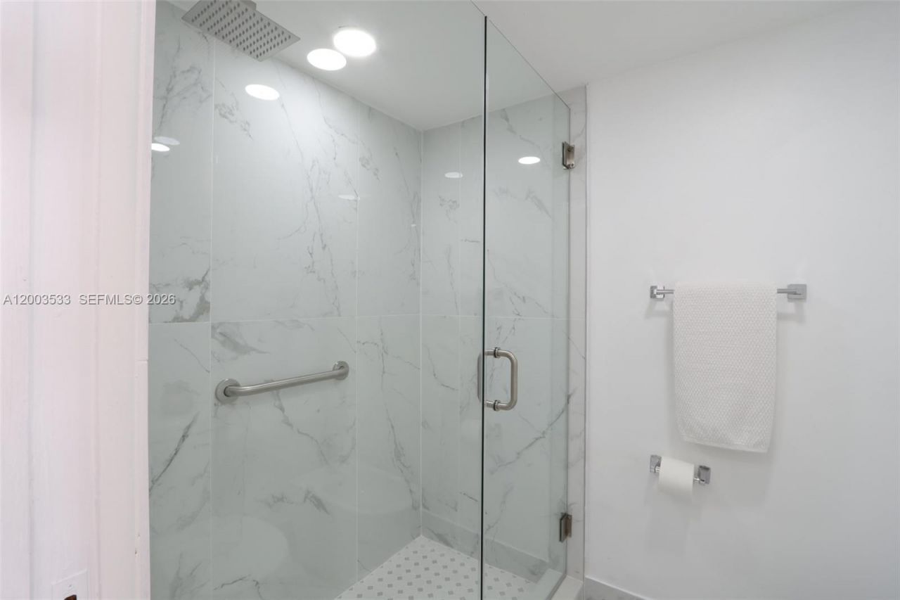 995 SW 84th Ave, Unit 126, Miami, FL 33144 Photo