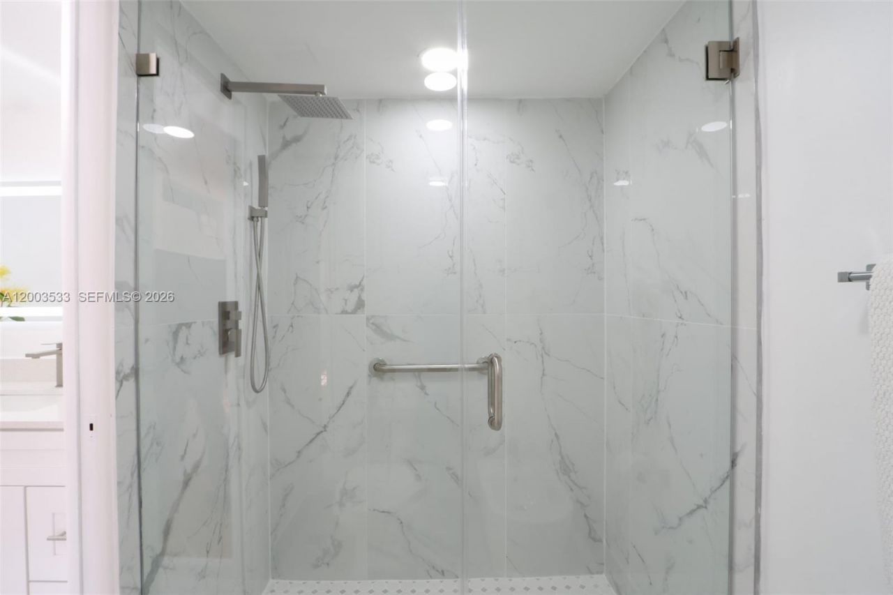 995 SW 84th Ave, Unit 126, Miami, FL 33144 Photo