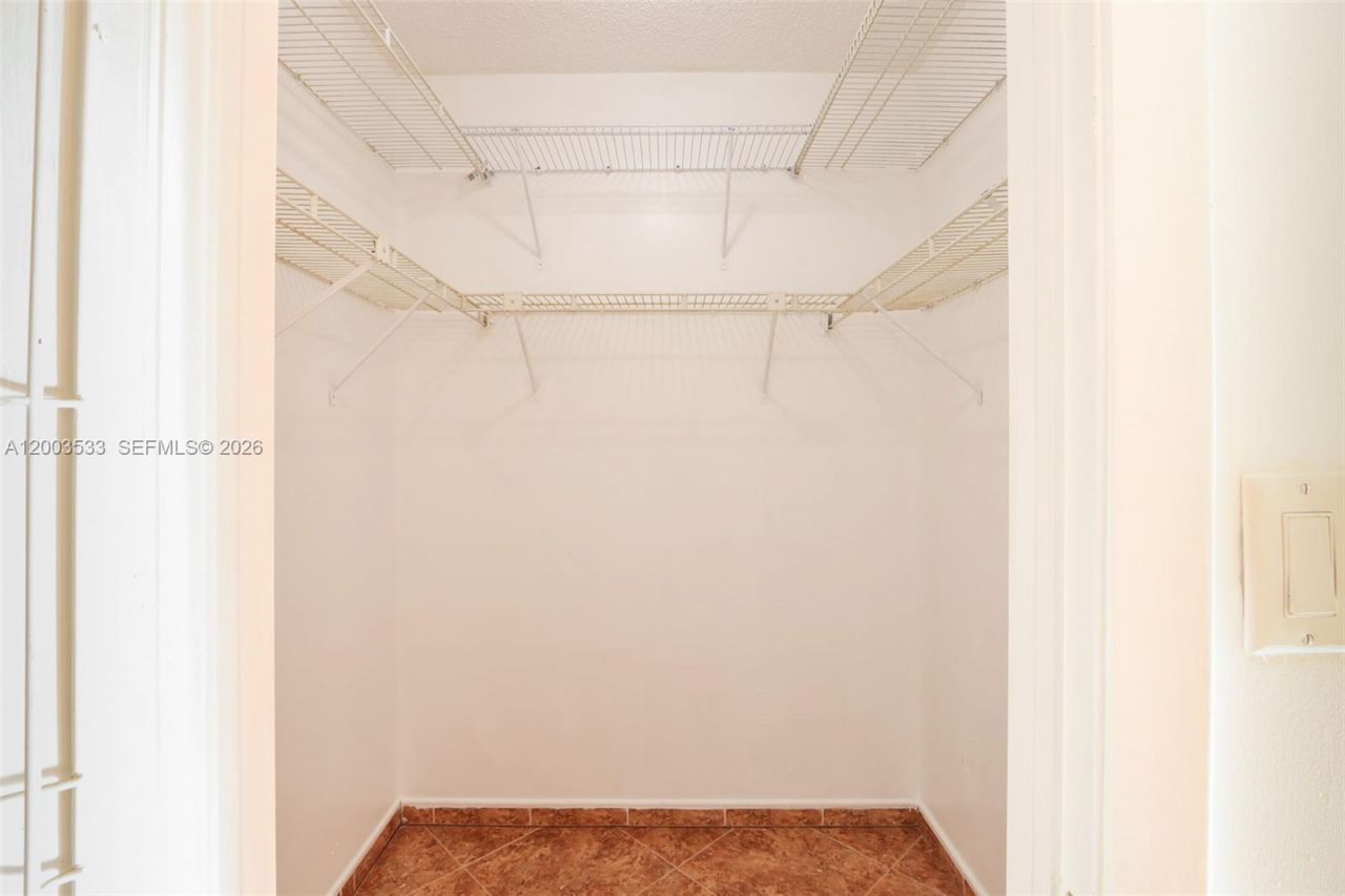 995 SW 84th Ave, Unit 126, Miami, FL 33144 Photo