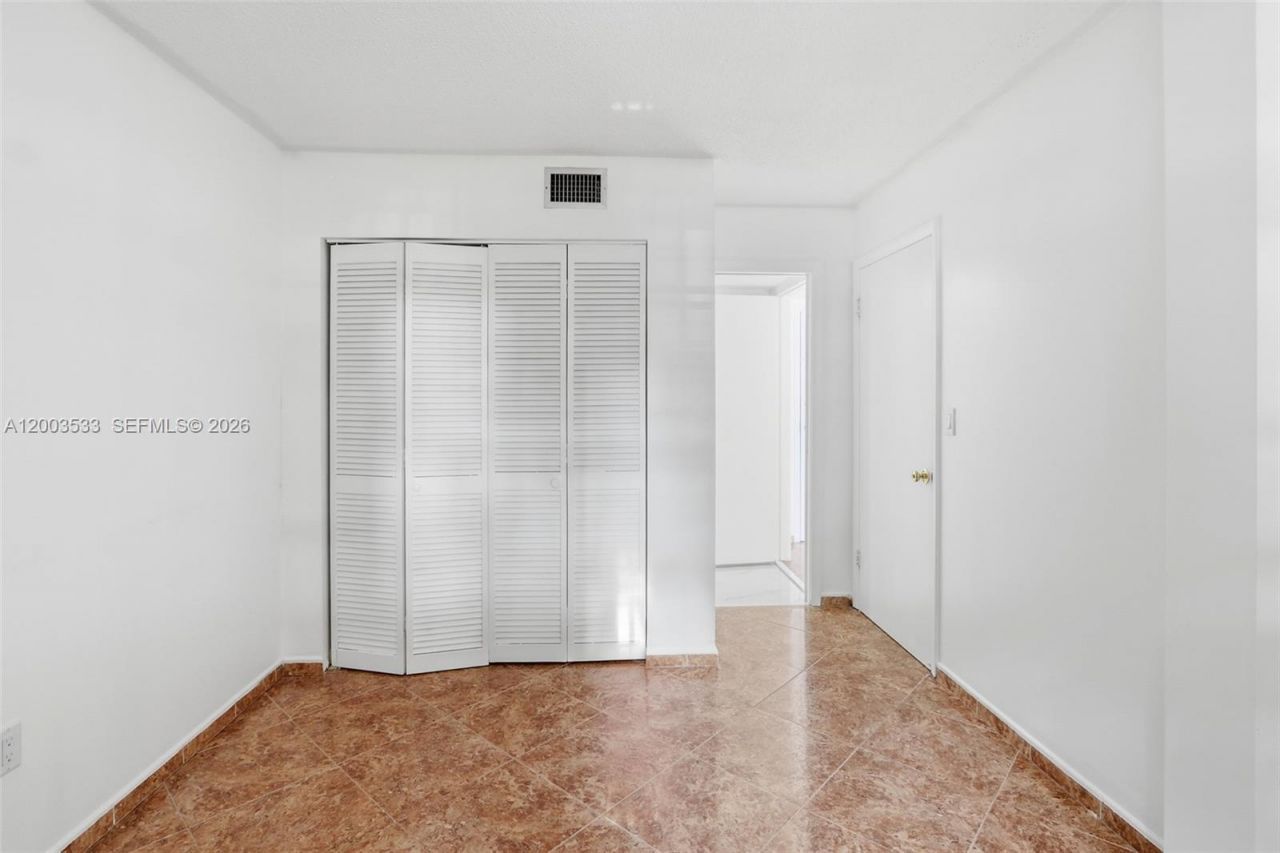995 SW 84th Ave, Unit 126, Miami, FL 33144 Photo