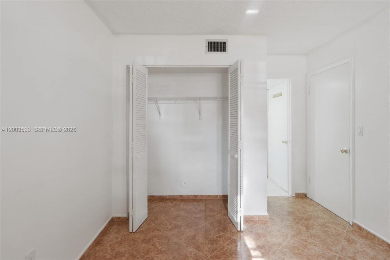 995 SW 84th Ave, Unit 126, Miami, FL 33144 Photo