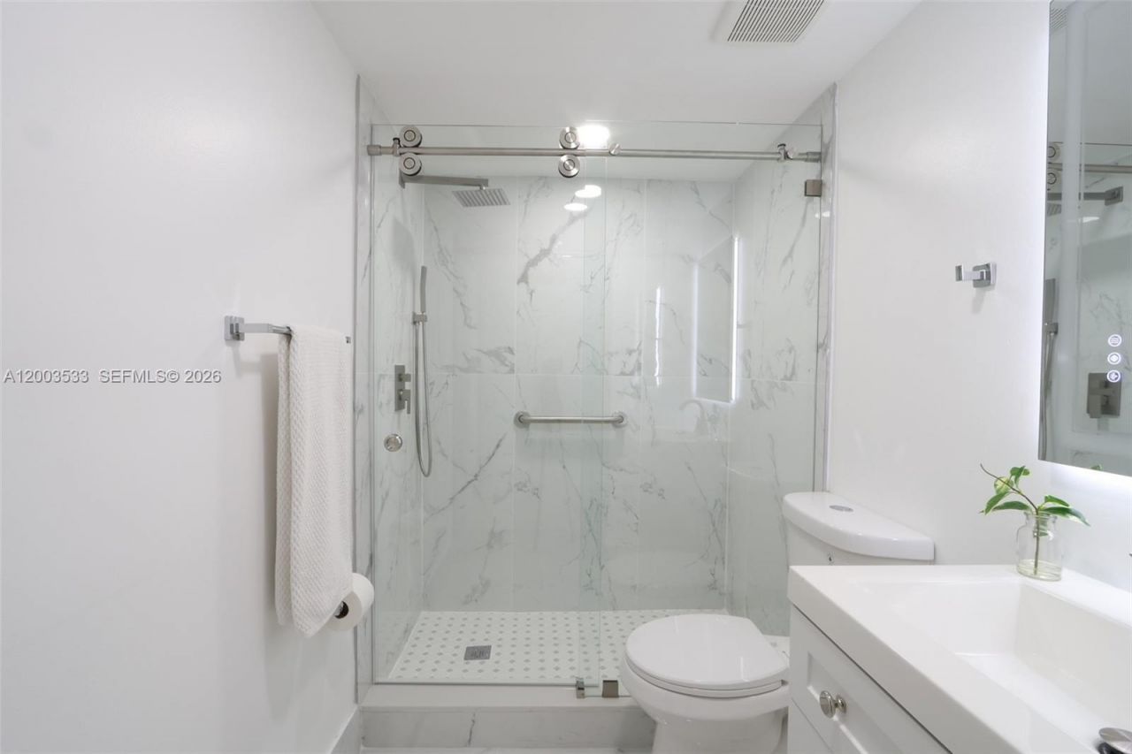 995 SW 84th Ave, Unit 126, Miami, FL 33144 Photo