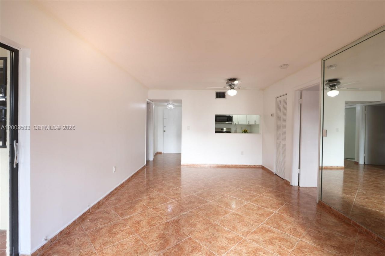 995 SW 84th Ave, Unit 126, Miami, FL 33144 Photo