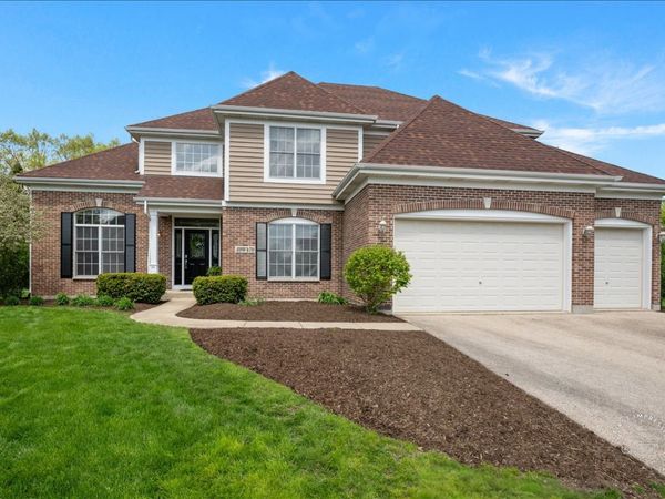 39W470 S Mathewson Lane, Geneva, IL 60134