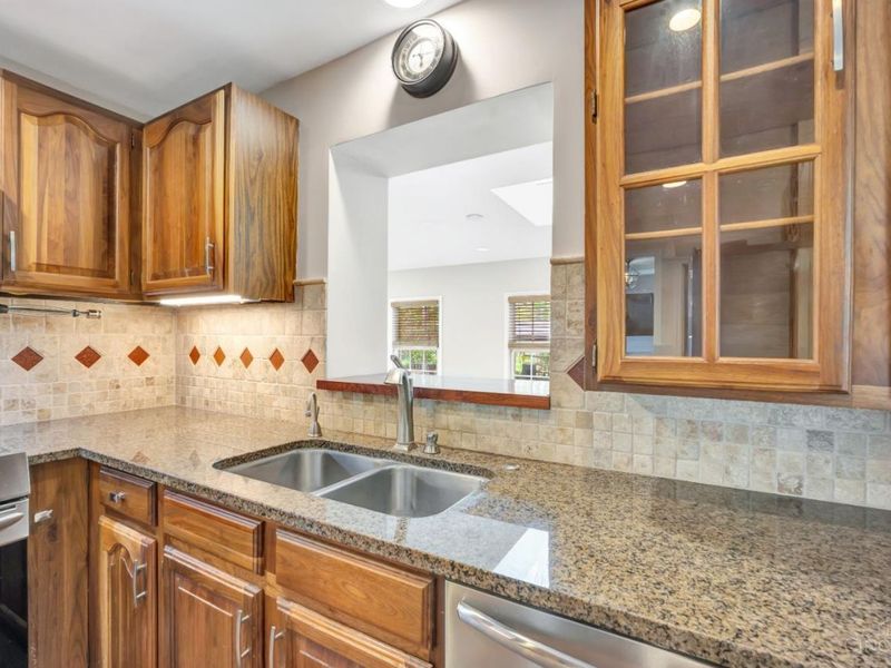 965 Congress Avenue, Glendale, OH 45246 Photo 10