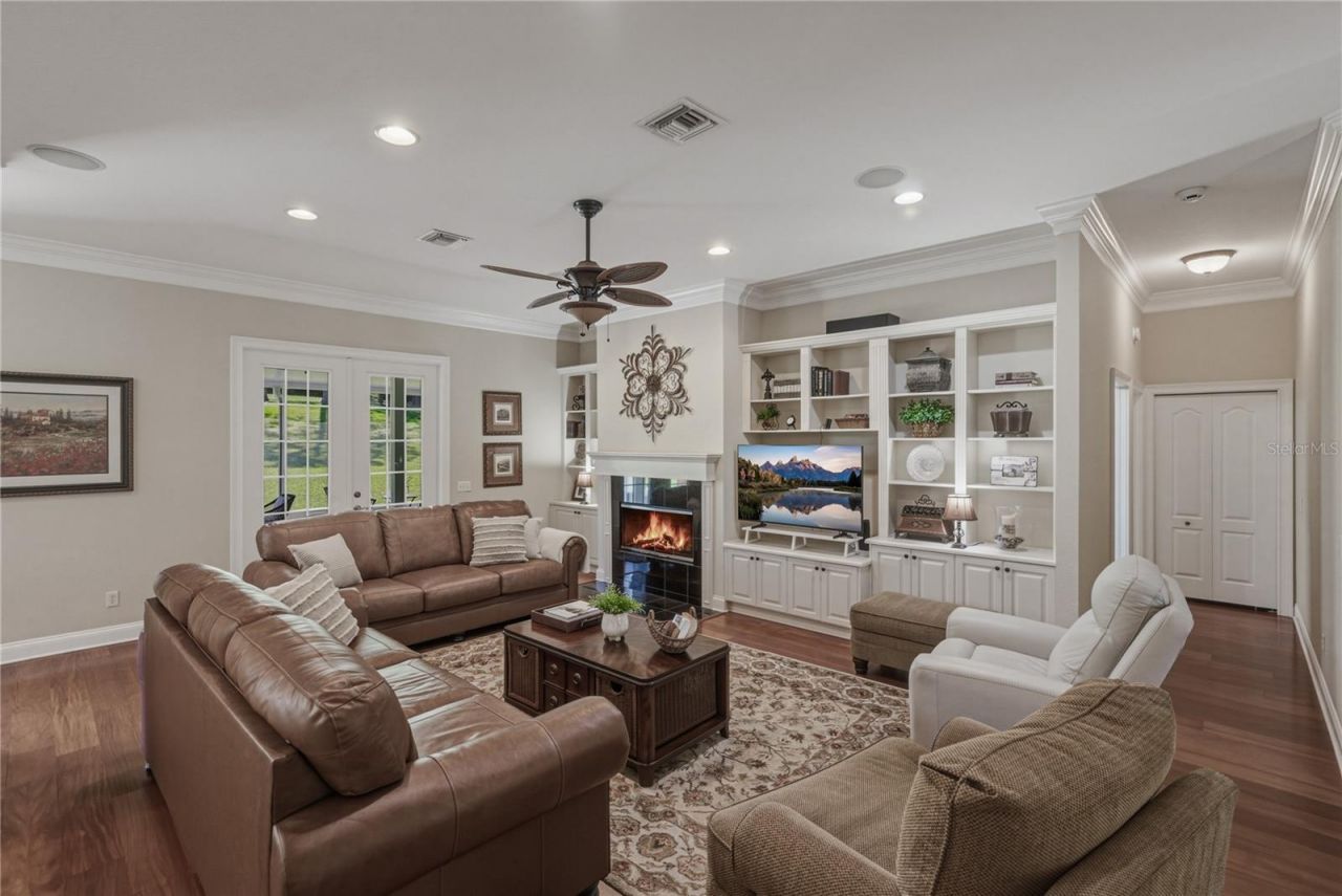 810 Savannah Oaks Drive , Brooksville, FL 34602 Photo