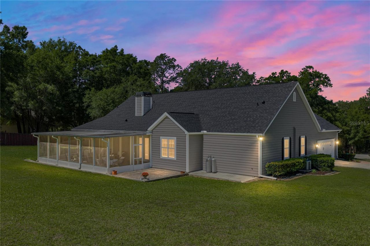 810 Savannah Oaks Drive, Brooksville, FL 34602 Photo