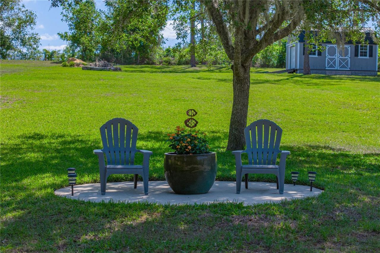 810 Savannah Oaks Drive, Brooksville, FL 34602 Photo