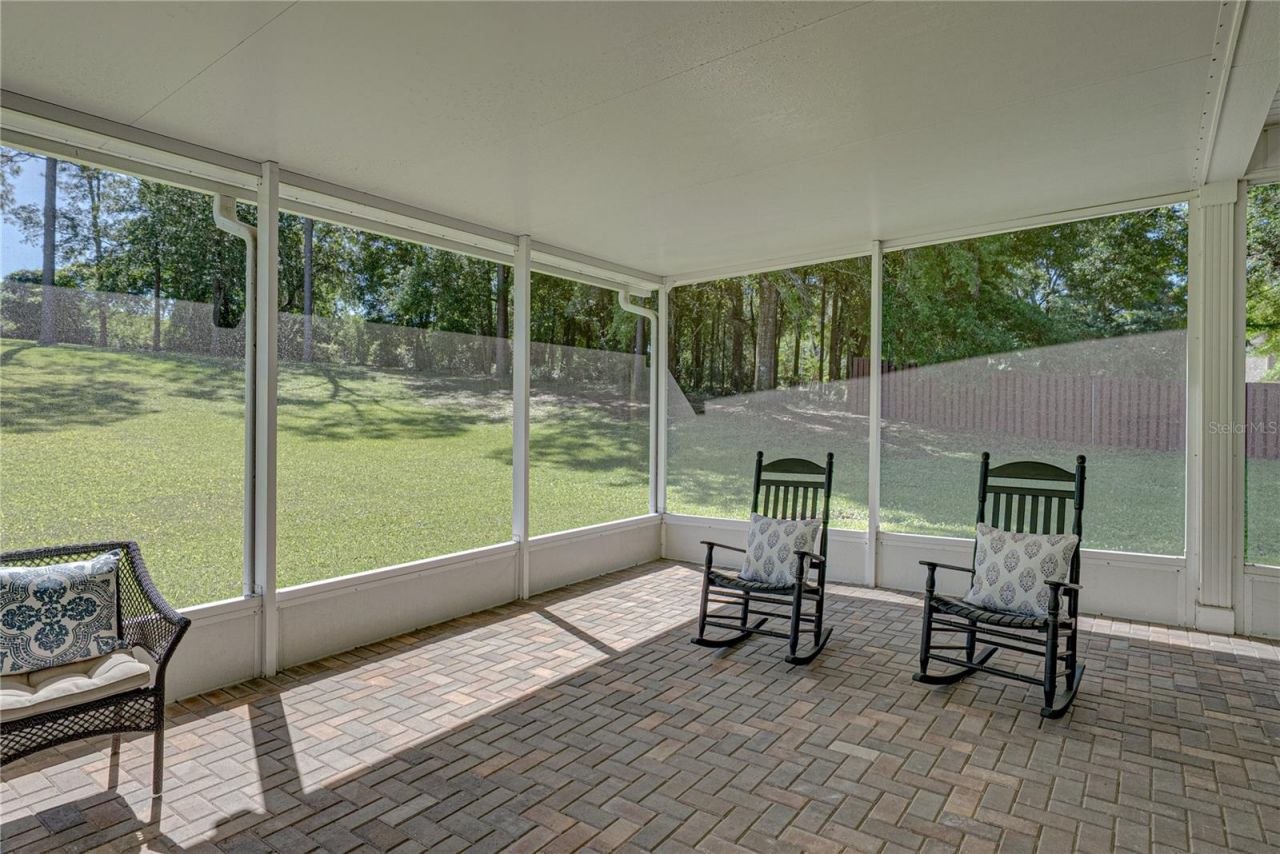 810 Savannah Oaks Drive , Brooksville, FL 34602 Photo