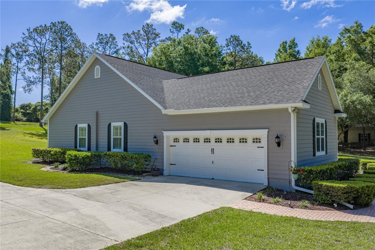 810 Savannah Oaks Drive, Brooksville, FL 34602 Photo