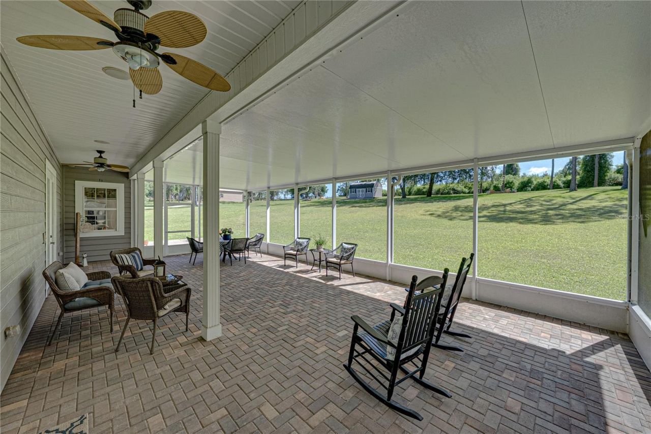 810 Savannah Oaks Drive , Brooksville, FL 34602 Photo