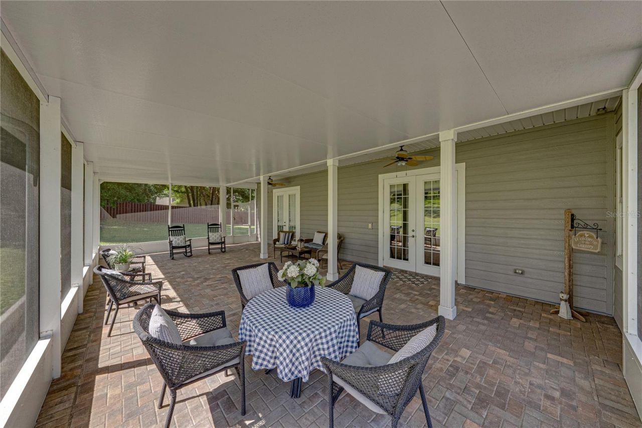 810 Savannah Oaks Drive , Brooksville, FL 34602 Photo