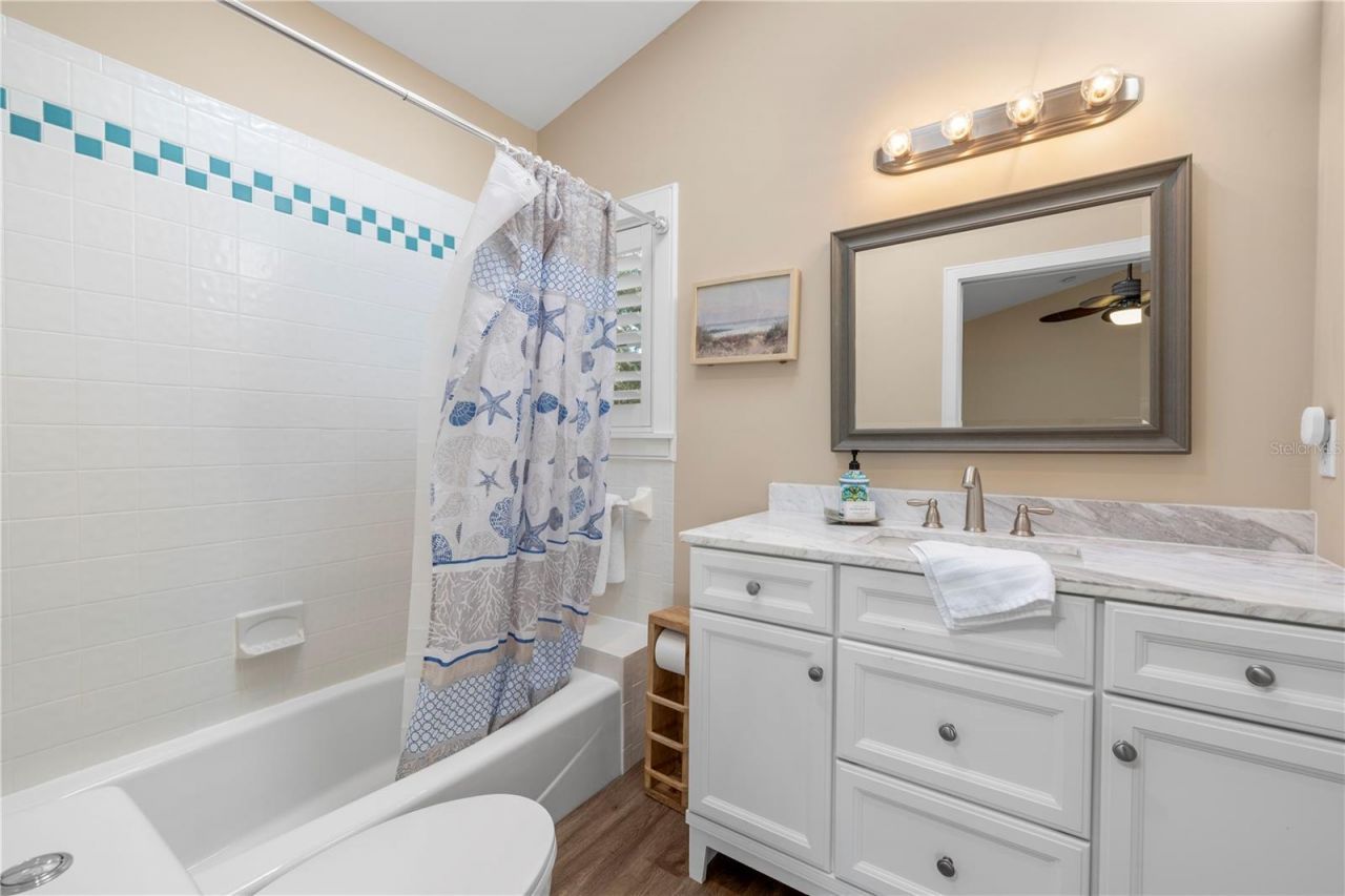 5169 Oxford Drive, Sarasota, FL 34242 Photo