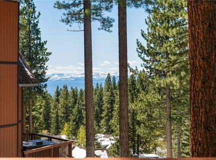 949 Dana Court, Unit 8, Incline Village, NV 89451 Photo