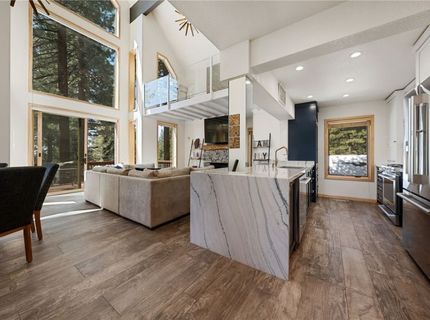 949 Dana Court, Unit 8, Incline Village, NV 89451 Photo