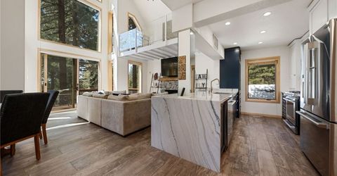 949 Dana Court, Unit 8, Incline Village, NV 89451 Photo