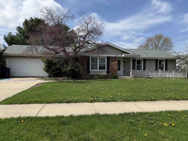 2119 Morningside Drive, Janesville, WI 53546