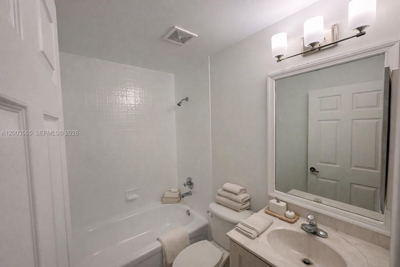 2066 Borealis Way , Weston, FL 33327 Photo