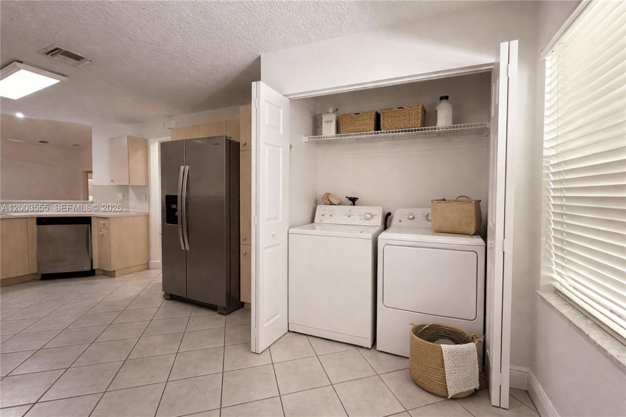 2066 Borealis Way , Weston, FL 33327 Photo