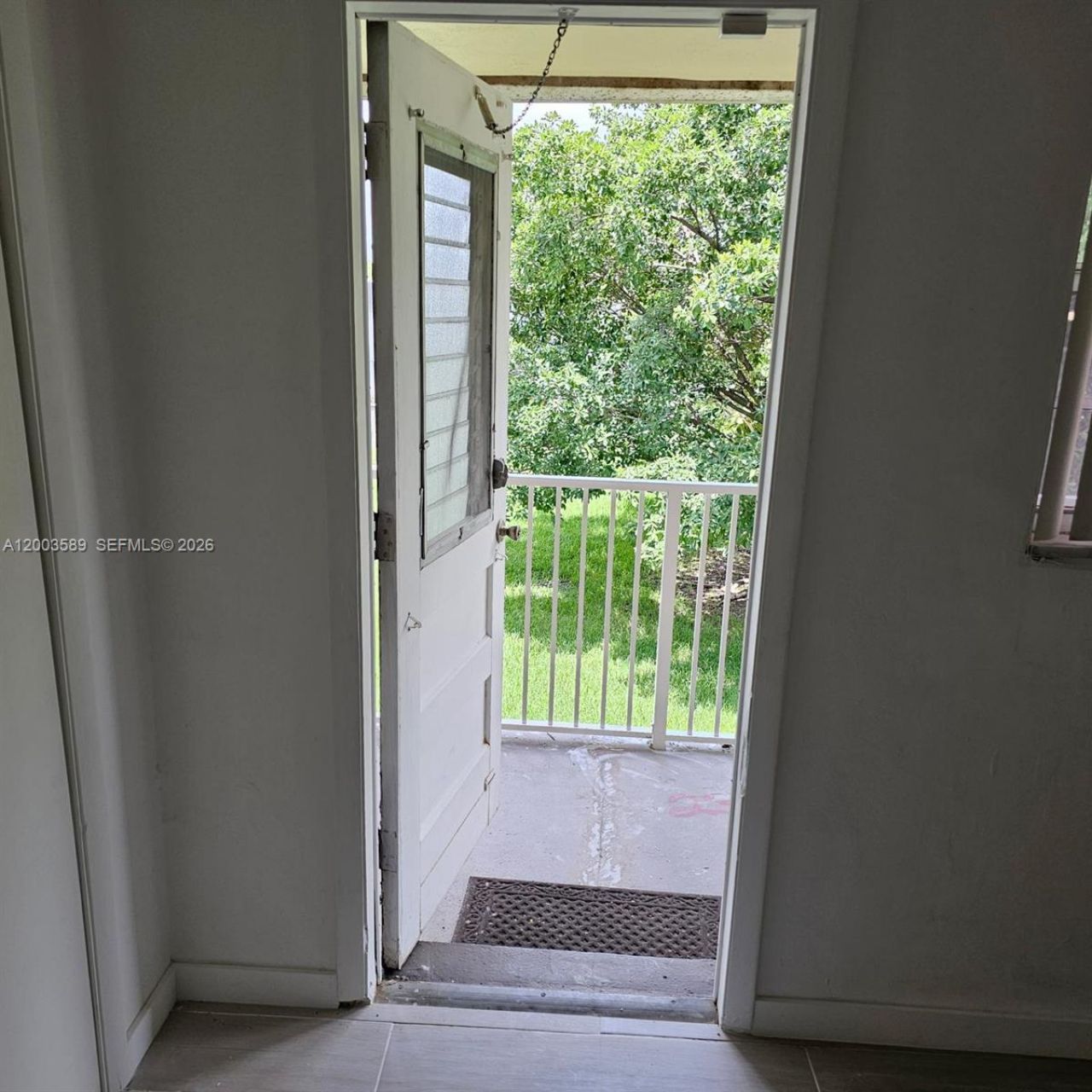 230 SW 11th Ave , Unit 14, Hallandale Beach, FL 33009 Photo