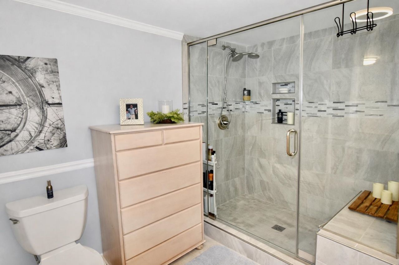 1525 Tanglewood Dr. Photo 13