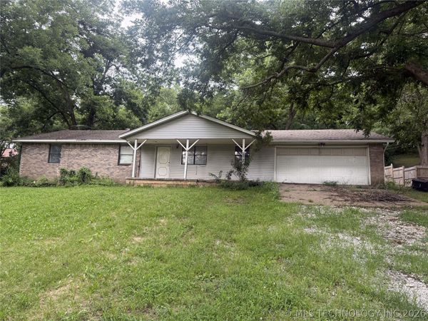 5090 S Robert Girten Road , Chelsea, OK 74016