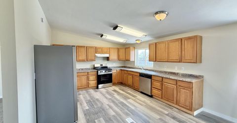 356 S Sonoma Street, Battle Mountain, NV 89820 Photo
