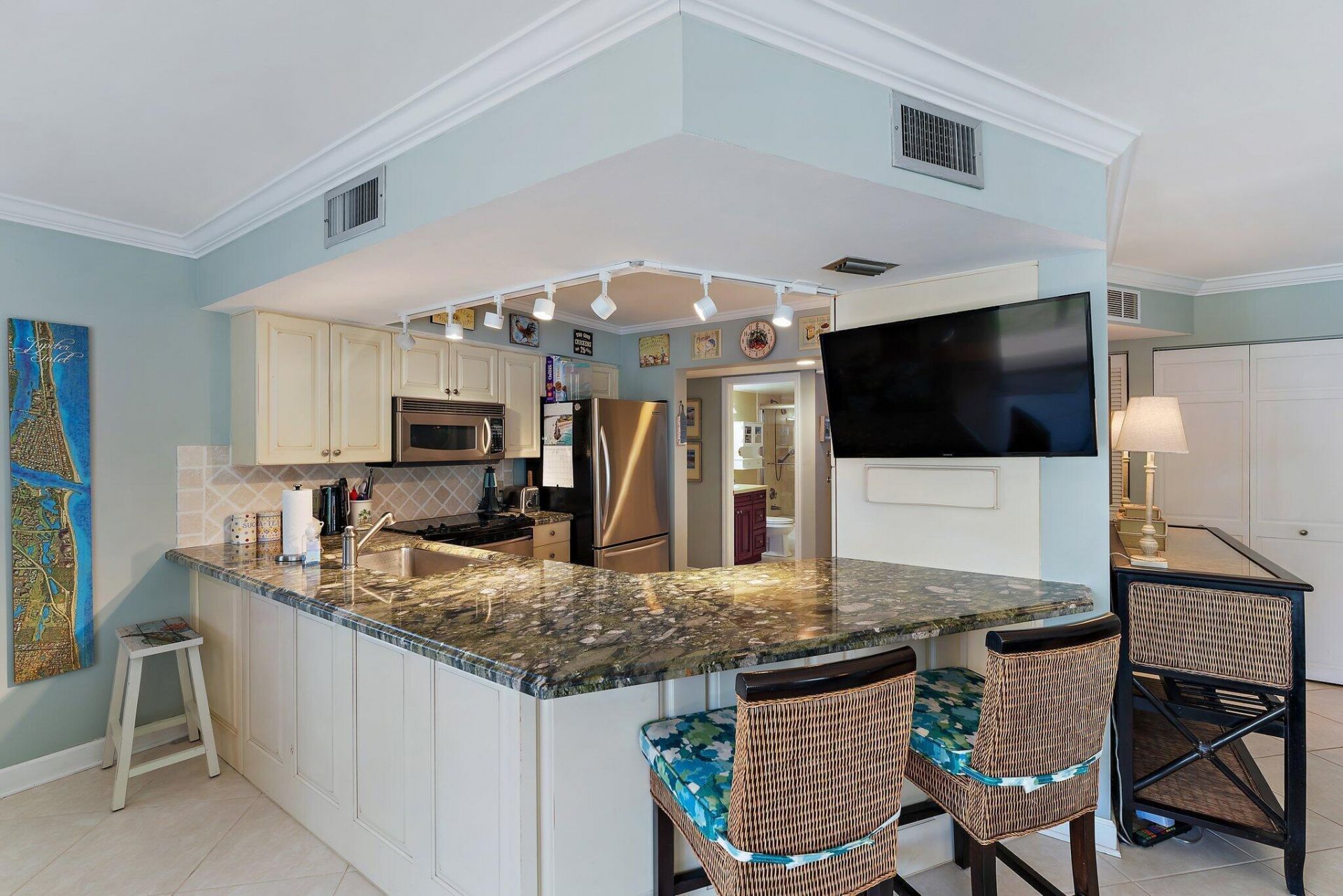 1605 Us-1, Unit B206, Jupiter, FL 33477 Photo