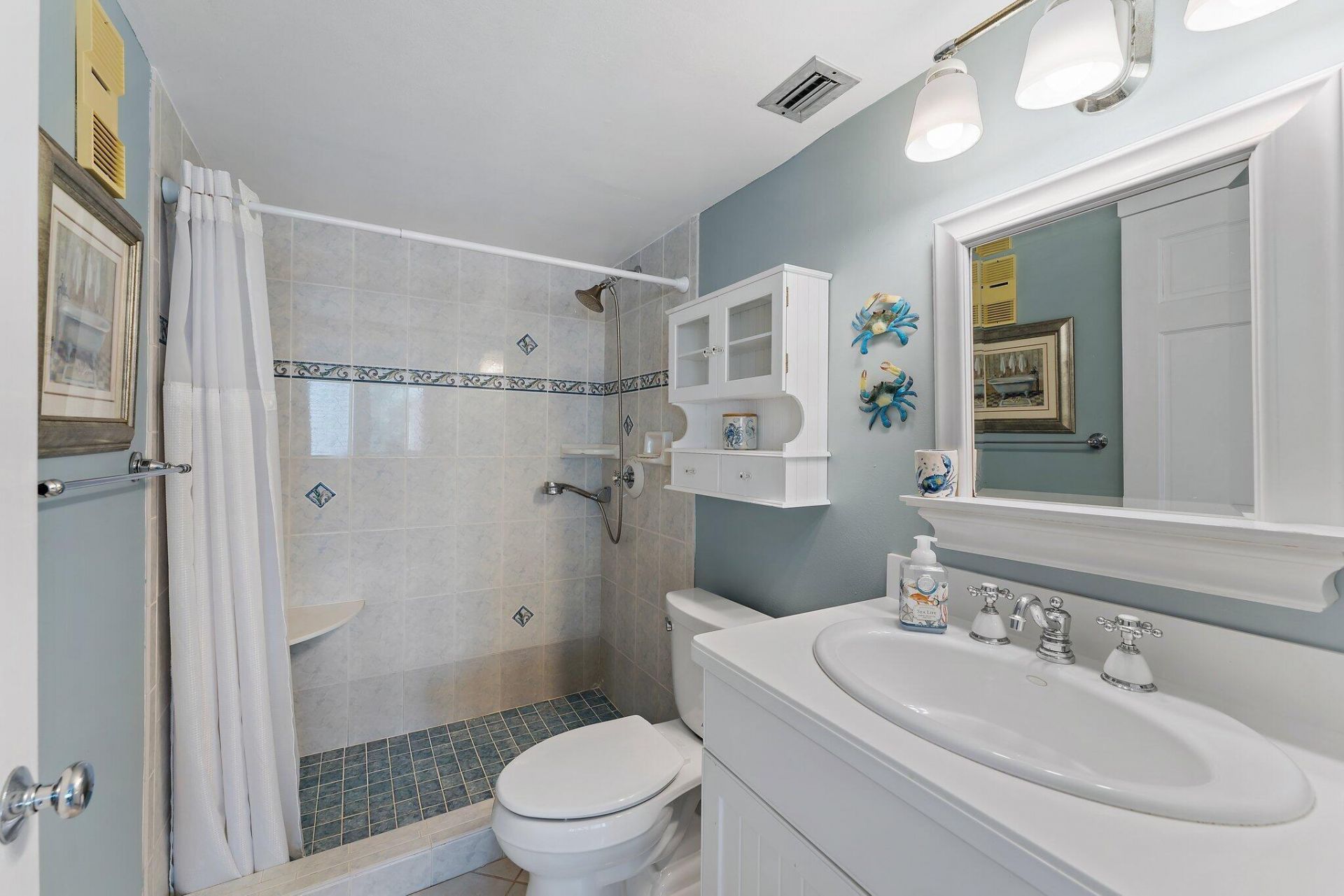 1605 Us-1, Unit B206, Jupiter, FL 33477 Photo