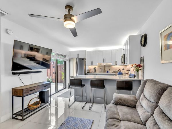 2776 SW 15th Street, Deerfield Beach, FL 33442