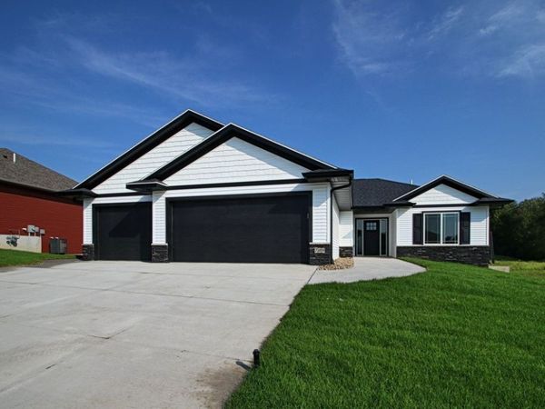 4102 Barbaro Avenue , Iowa City, IA 52240