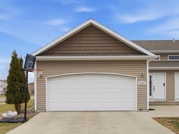 2238 35th Street Circle S, Moorhead, MN 56560
