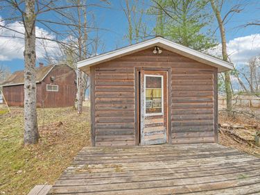 26425 Lakeview Drive, Mora, MN 55051