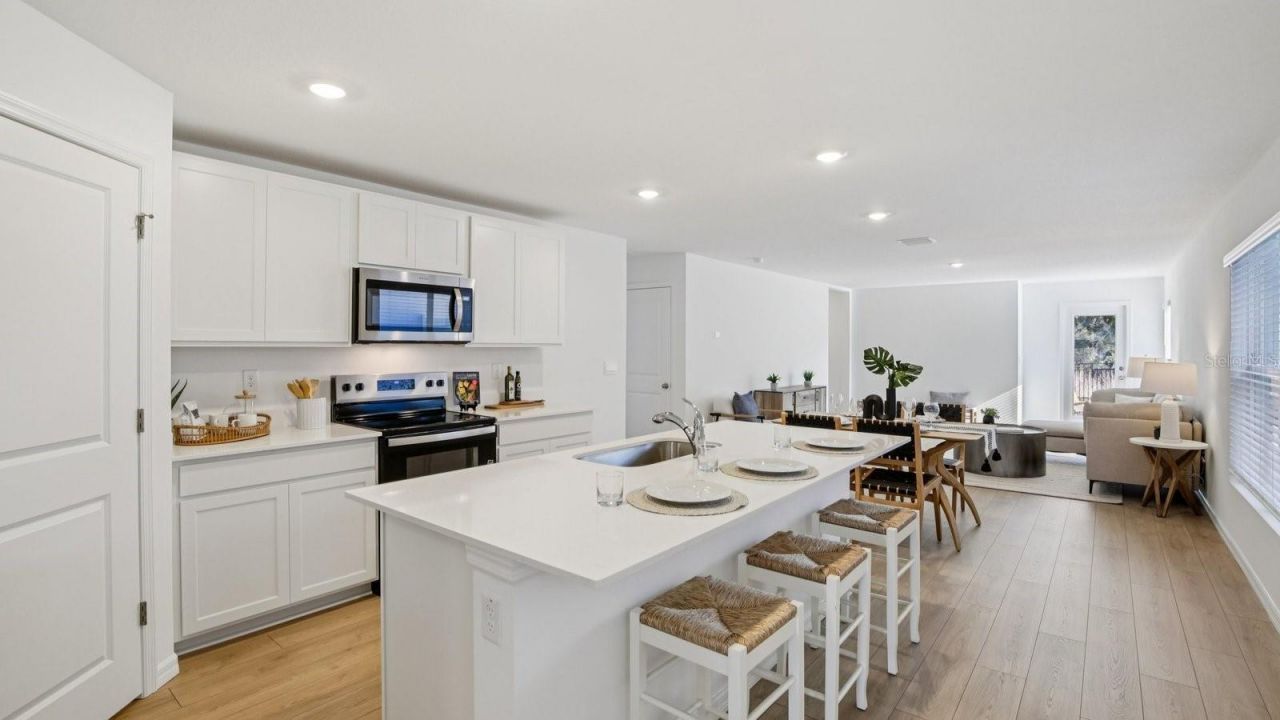 1060 Spotted Egret Loop , Ruskin, FL 33570 Photo