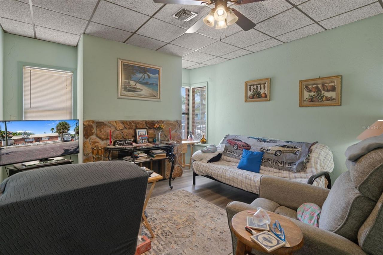 5437 29th Avenue S, Gulfport, FL 33707 Photo