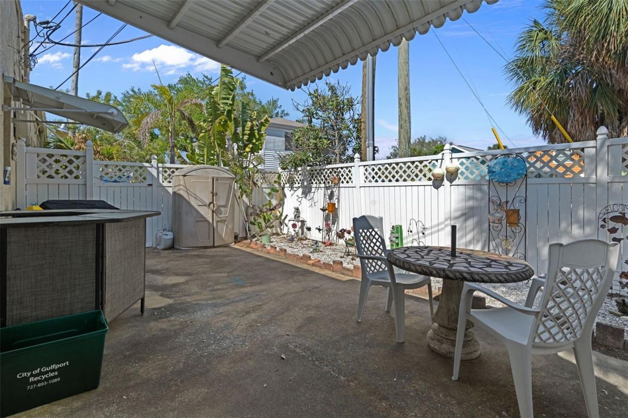 5437 29th Avenue S, Gulfport, FL 33707 Photo