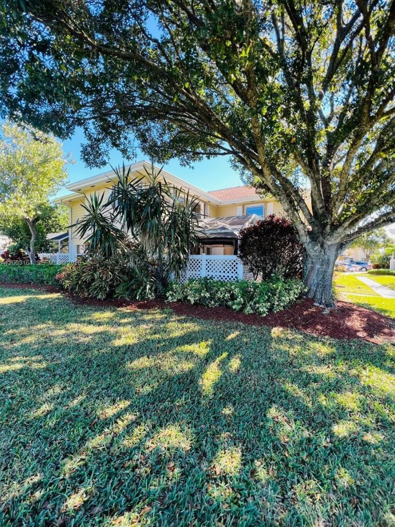 3901 Medford Ct, Boynton Beach, FL 33436 Photo