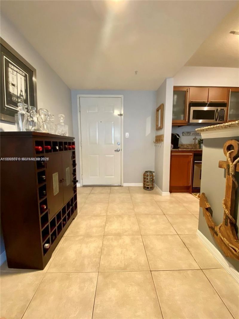 2080 S Ocean Dr , Unit 707, Hallandale Beach, FL 33009 Photo