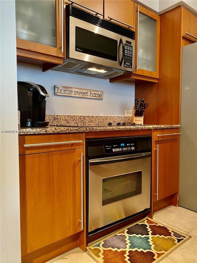 2080 S Ocean Dr , Unit 707, Hallandale Beach, FL 33009 Photo