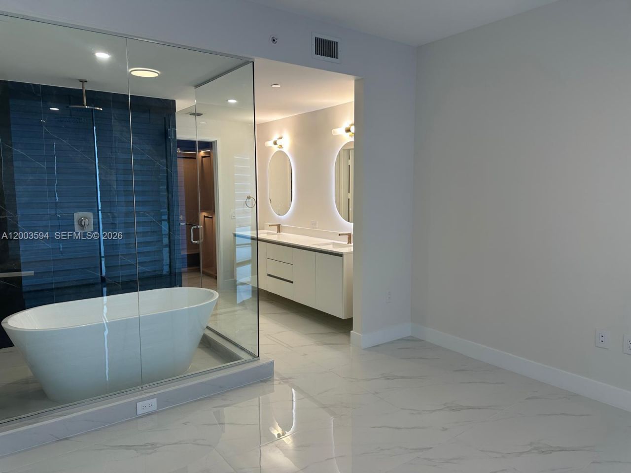 700 NE 24 Street , Unit 2605, Miami, FL 33137 Photo