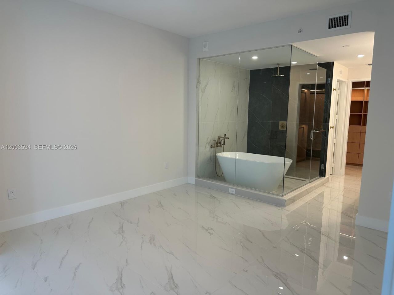 700 NE 24 Street , Unit 2605, Miami, FL 33137 Photo