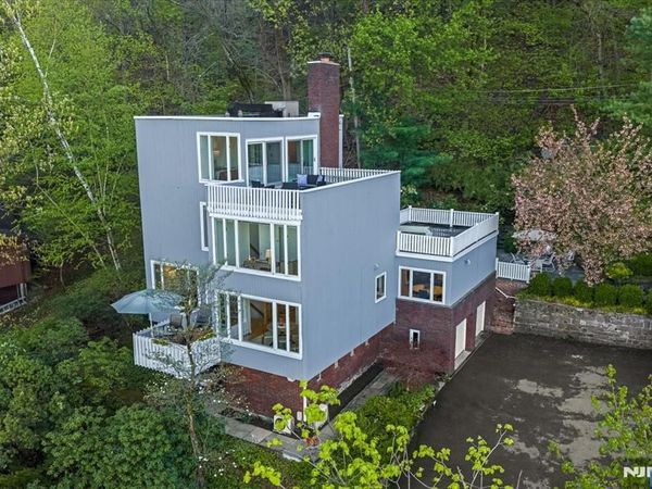 206 Highland Avenue, MONTCLAIR, NJ 07043