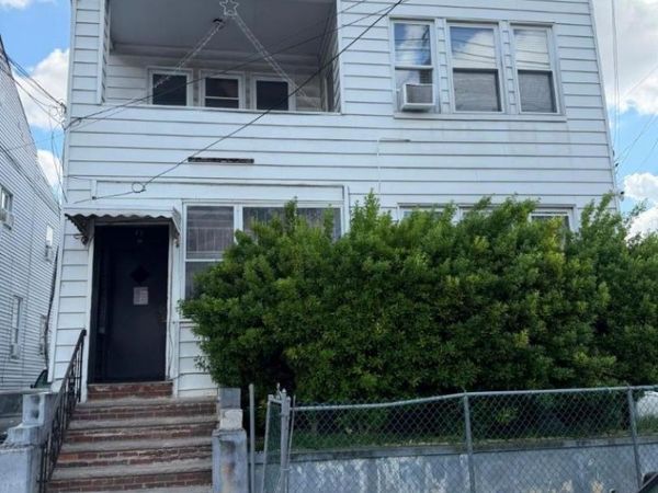 447 E 27Th St, Paterson, NJ 07514