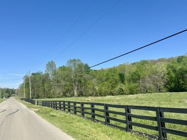 9999 Slate Lick Road, London, KY 40741